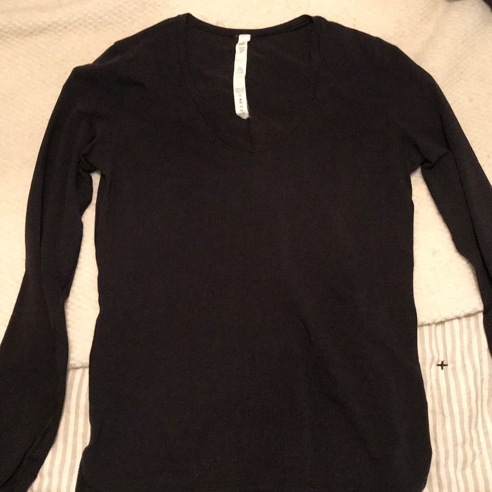 Lululemon long sleeve t shirt